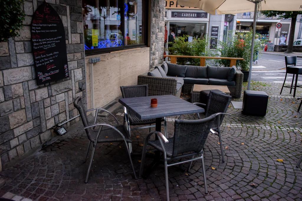 Le Bon Accueil Hotel Bagnères-de-Luchon Esterno foto