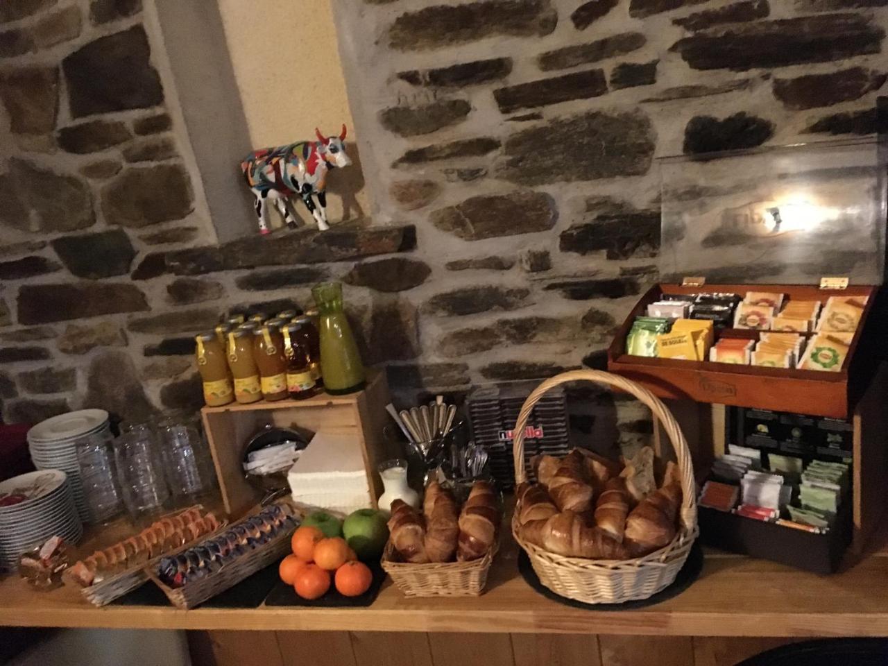 Le Bon Accueil Hotel Bagnères-de-Luchon Esterno foto